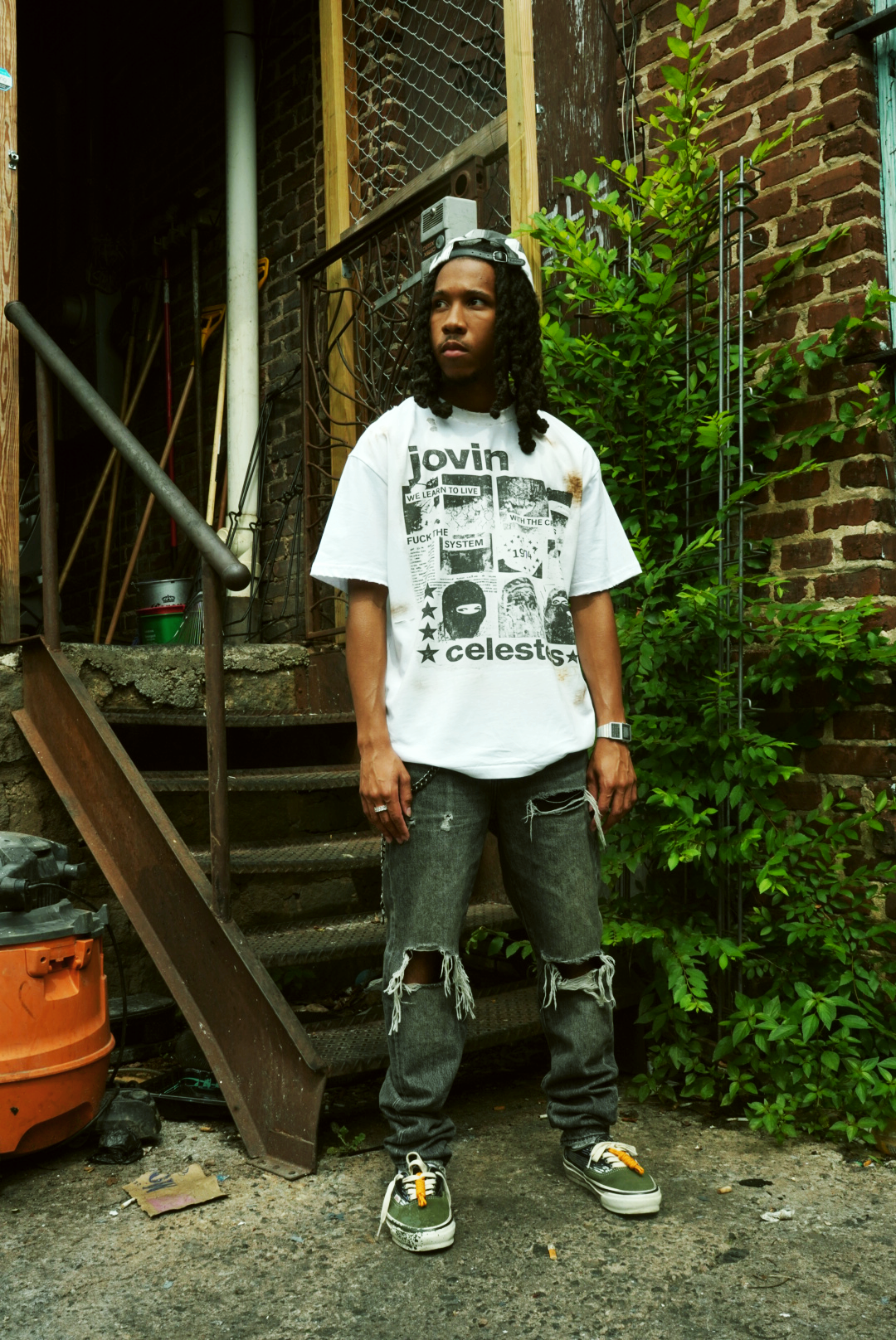 FRAGMENTS TEE